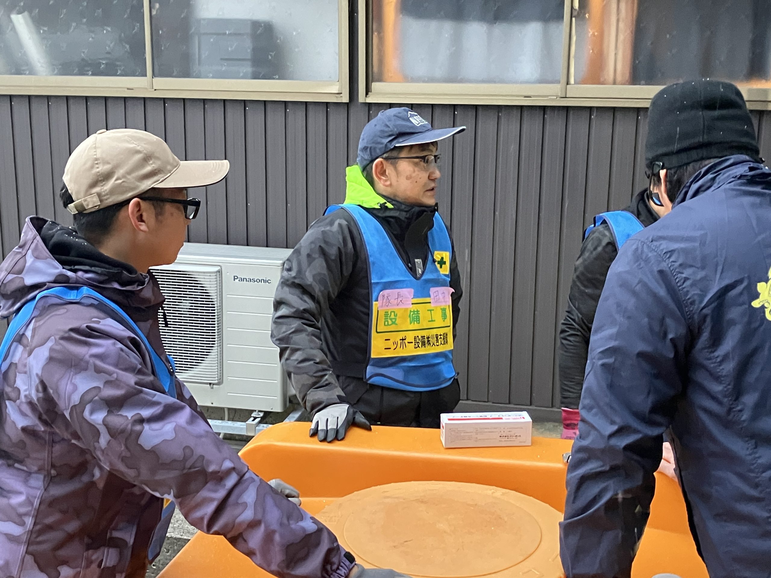 能登半島震災の被災地で水道の復旧活動をする田中友統氏